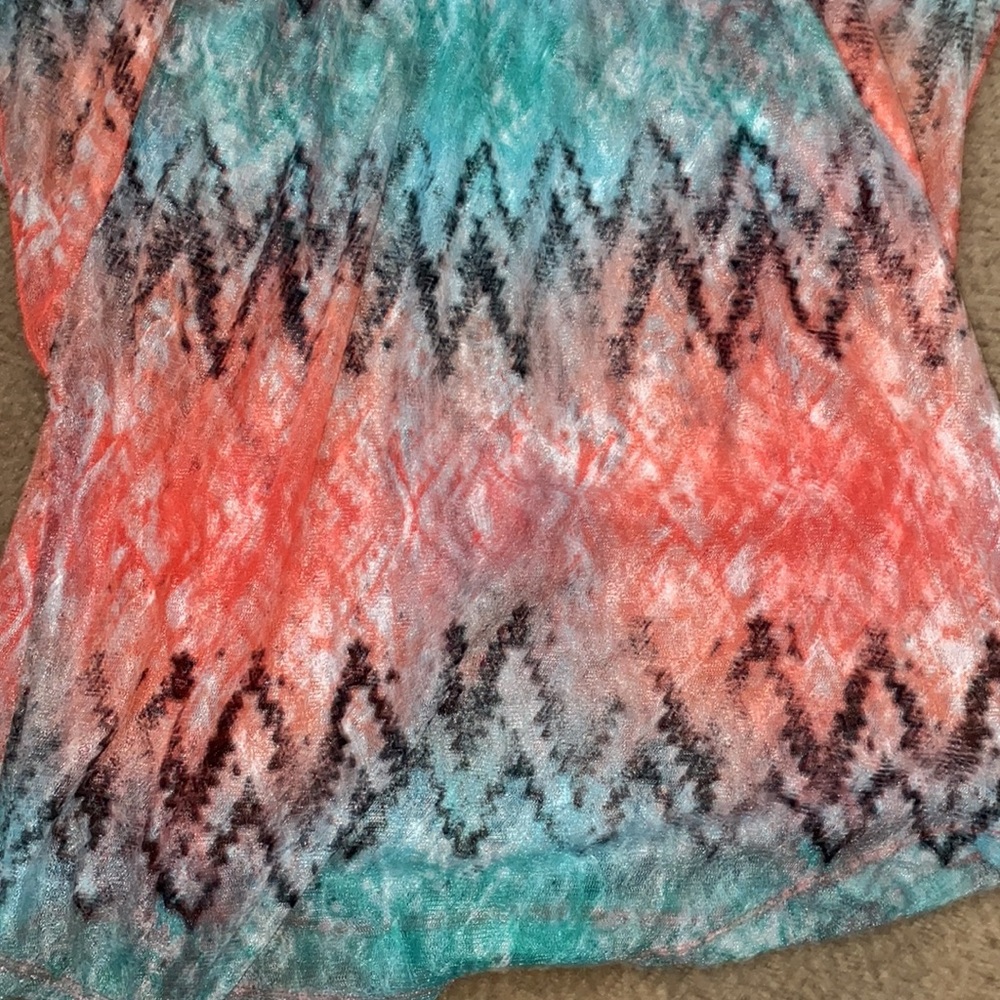 Multicolored Patterned Shirt - Picture 3 of 4